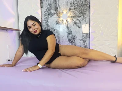 Aisha-Saadi sexy Pic