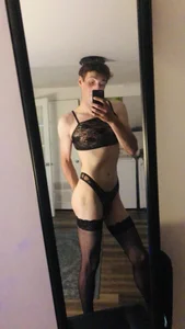 ElieSluty slut Pic 3