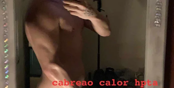 PadreLeche's XXX Nude Photo 1