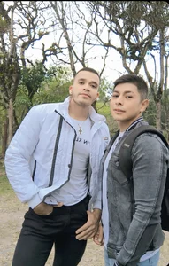 AndyandFranDay out图片