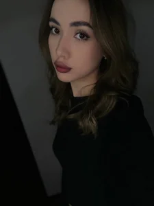 OliviaMoore_のPublicの枚の写真