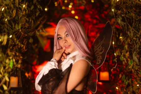 KatherineGomez Do you dare to discover the charm of this fairy? 🩷 Pic