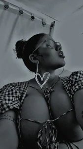 barbara_boobs23 Public Εικόνα 3