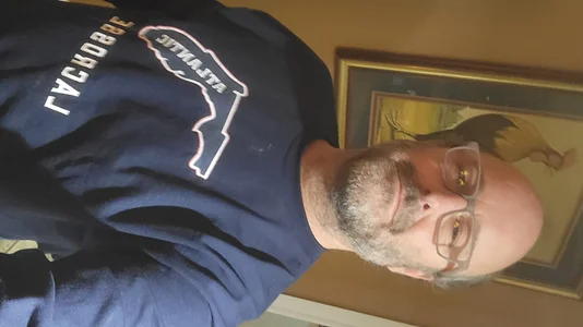 Walkingboots Public Poză