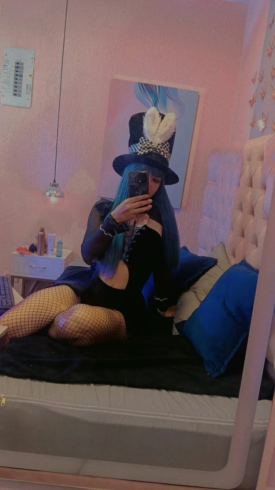 Трендове зображення  383 Clio_Fioreth