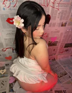 ZairaVanCleef: My Secret Valentine 🌺💖 ( 3 фото)