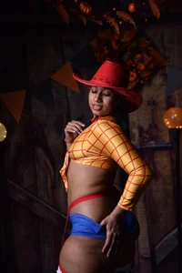 EMILYY_WALKER Halloween Cowgirl! Pic 8