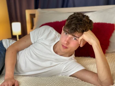 James_Mills Public صورة واحدة|James_Mills Public صورتان|James_Mills Public  2 صور|James_Mills Public  2 صورة