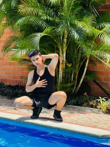 Hot_Boys_69: Public ( фото)