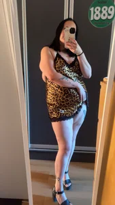 Curvygiirl Public зображення 5