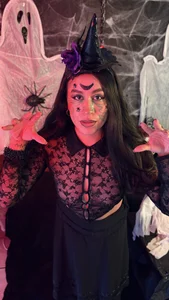 EmiGomez_ 💀 “Night of hot spells” Immagine  4