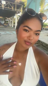 😘