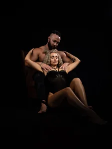 TwixCouple Erotica Pic