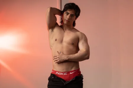 AlekBlake_ First Photo shot صورة واحدة|AlekBlake_ First Photo shot صورتان|AlekBlake_ First Photo shot  2 صور|AlekBlake_ First Photo shot  2 صورة