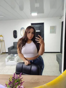 mariaa_fernanda Cute girl    💛 Pic