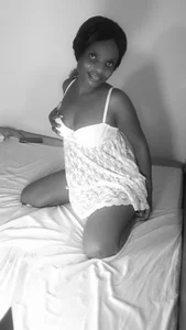 Ebony_coochie Public Εικόνα 2