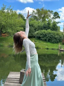 AftonChappel I'm on a walk🏞 Immagine  2