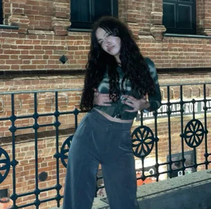 Mulan_Lo Public 사진 2