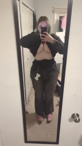 yipveas XXX nøgenfoto 5