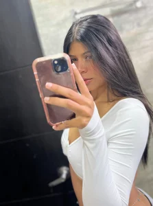 Elahia__marquez un poco de mi Foto 4