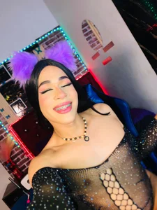 angelitasexxxhotの🖤💜 Black Shadows with a Violet Charmの 9枚の写真