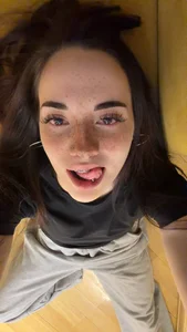 RavenTonic Nice to meet you, I'm Kristina Poză 4