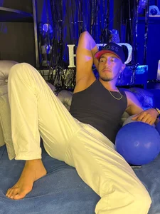 Brand_Collins's HBD to ME 🎂 Sex Photo 4