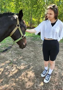 DolcezzaCream It's a special feeling when you pet a horse 🥰 Billede 6