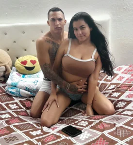 Sofi_Velez_ Public slika