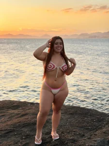 Lori_Silva Summer Pic 6