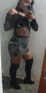 Curvy_girl2 Public Pic 5