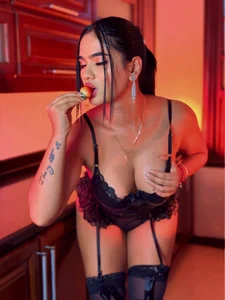 NatyFerrer_ 🍓Berry Temptation🍓 Pic 4