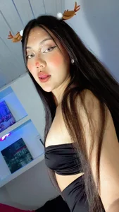 Catalehia_Milk merry christmas darling Pic