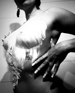 Audrey_Kira Public Pic 2