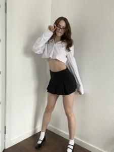 AliciaMellow: Student outfit ( 5 фото)