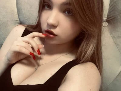 RebeccaEglitis Me Foto