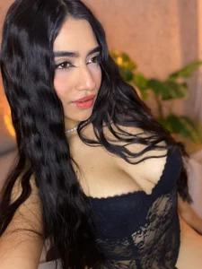 miah_luv A different style✨🖤 зображення 2