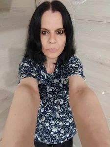 CRIYSTINA36 Public Pic 2