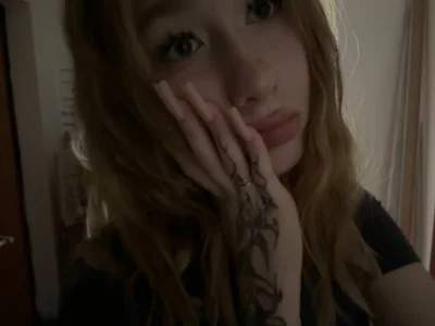 lil_monikaa Public  2টি ছবি