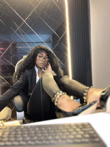 zaraadoll Im the Boss 💴💶💶 Foto 3