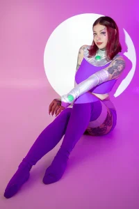 ViolettaBaker_ Look this beauty girl Pic