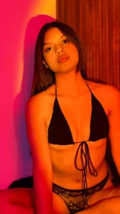 _Mia_Rebel Shadows and pleasure! Foto 2