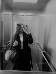 MarciaMarshallのPublicの 4枚の写真