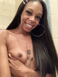 Jasmine_FullsShine Naughty selfies Pic 3