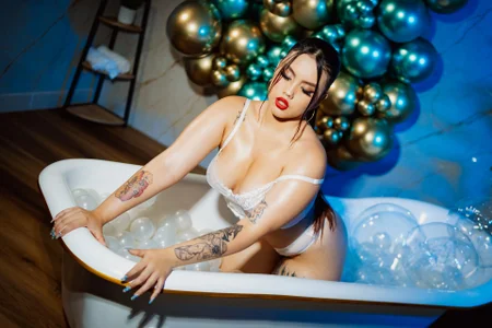 Bath time de Nicolle_Ruizz Foto 2