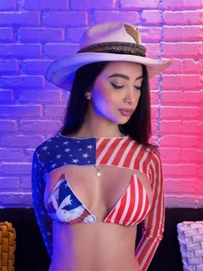 ValeriaVelvet 4 of july Pic