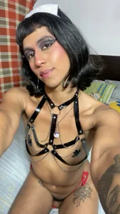 NaicollsxxxのPretty nurse punk ☠️💀の 2枚の写真