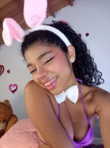 hey love, hru ? de lucie_petite Foto 2