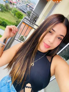 ExoticaScarlett Public Foto 4