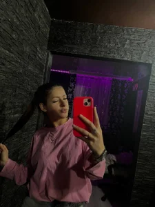 VedaMazzariello Public Pic 5